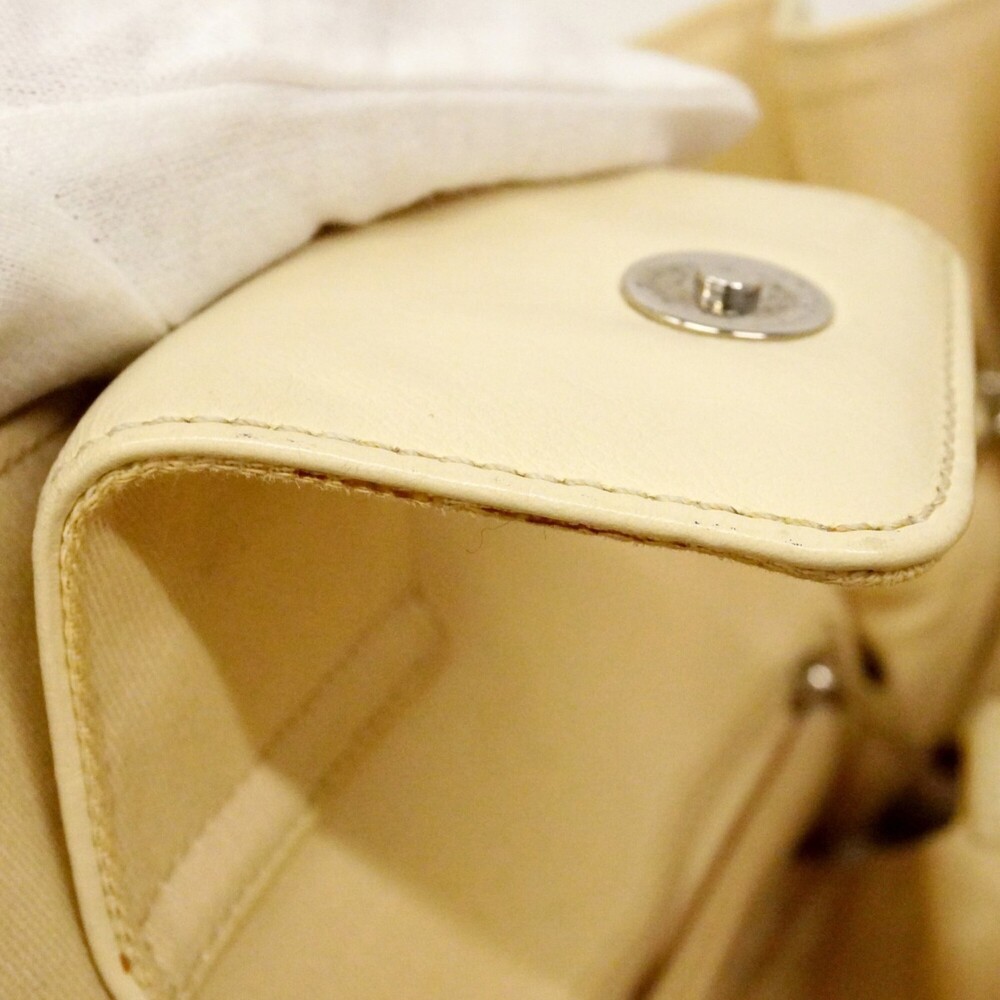 CHANEL White Canvas Tote Bag - Picture 9 of 16